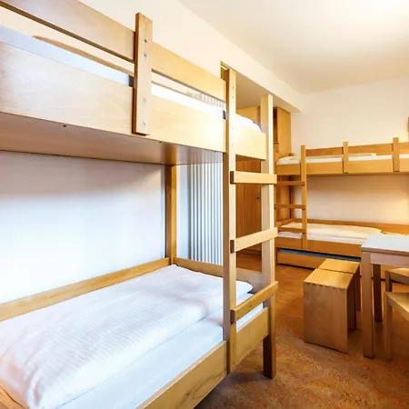 - Membership Required! Hostel Garmisch-Partenkirchen